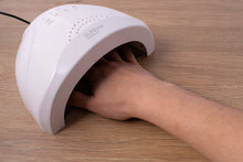 Įkelkite vaizdą į galerijos žiūrovą, Lempa nagams Sunone SUN1 UV LED  24W/48W - Manikiūro įrankiai